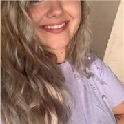 Estudiante de educación primaria de ofrece para apoyo escolar